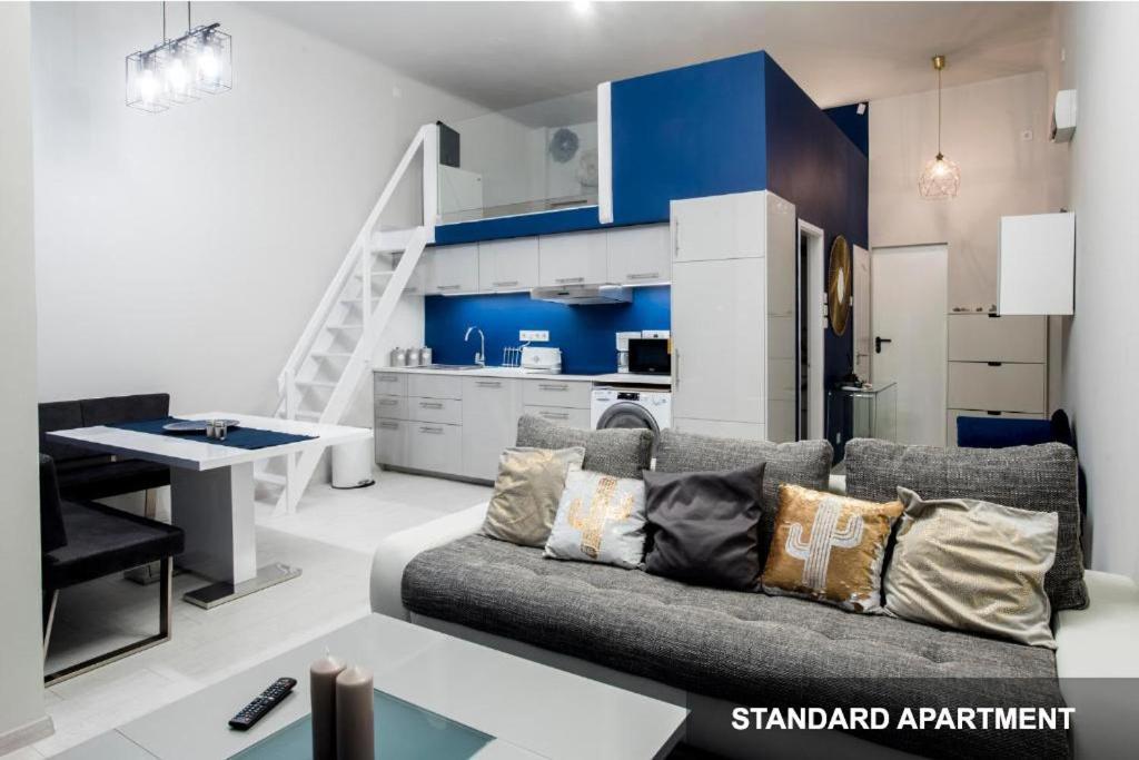 Savouir Bleu Suite Near Danube Budapest Luaran gambar