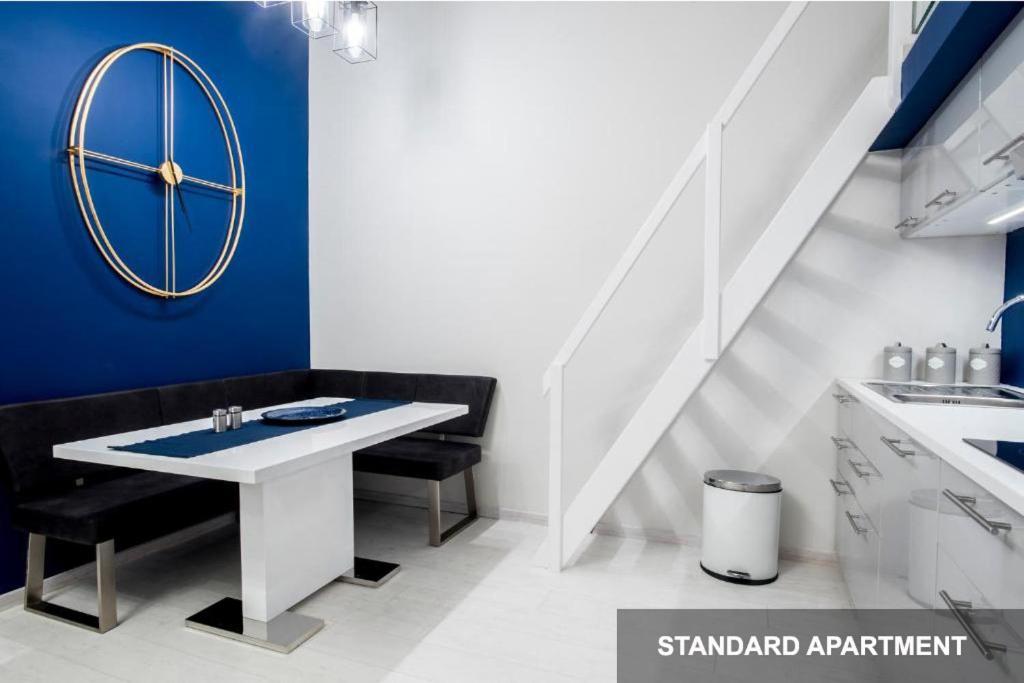 Savouir Bleu Suite Near Danube Budapest Luaran gambar